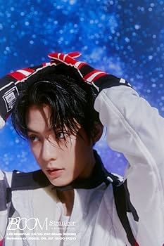 Amazon.com: BTOB Lee Minhyuk HUTA BOOM 2nd Album Jewel Version CD+