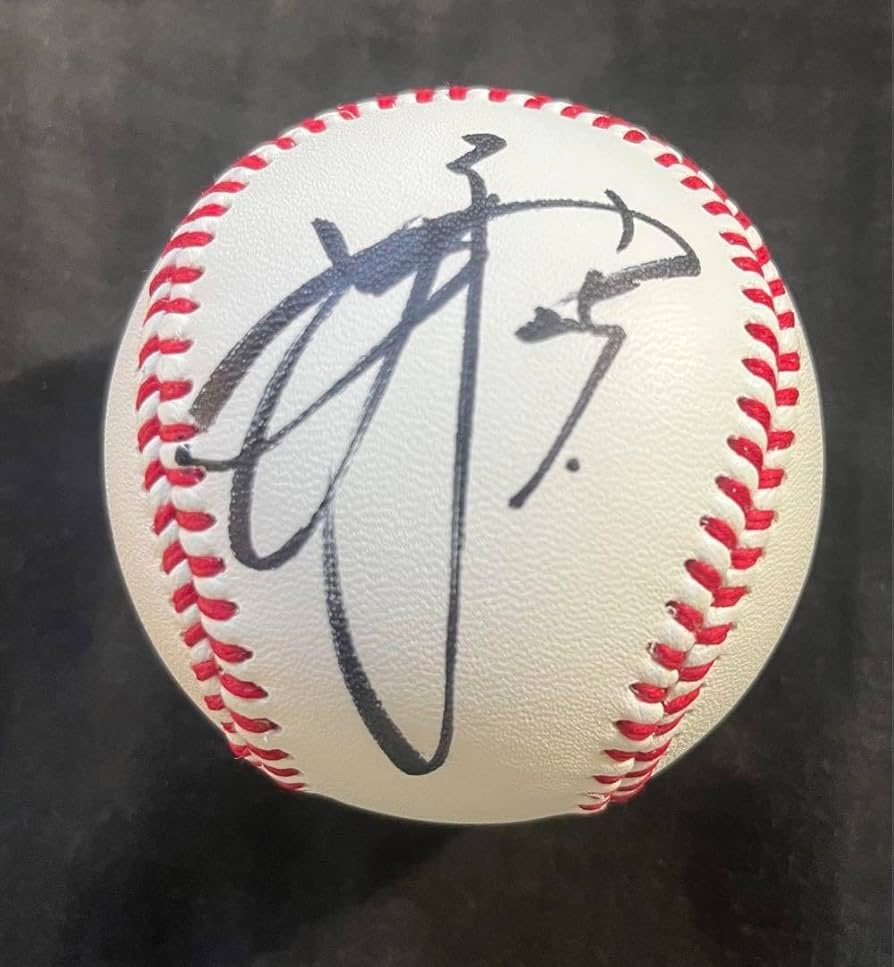 Amazon.co.jp: ジャイアンツ 岡本和真 直筆サインボール 投げ込み 巨人