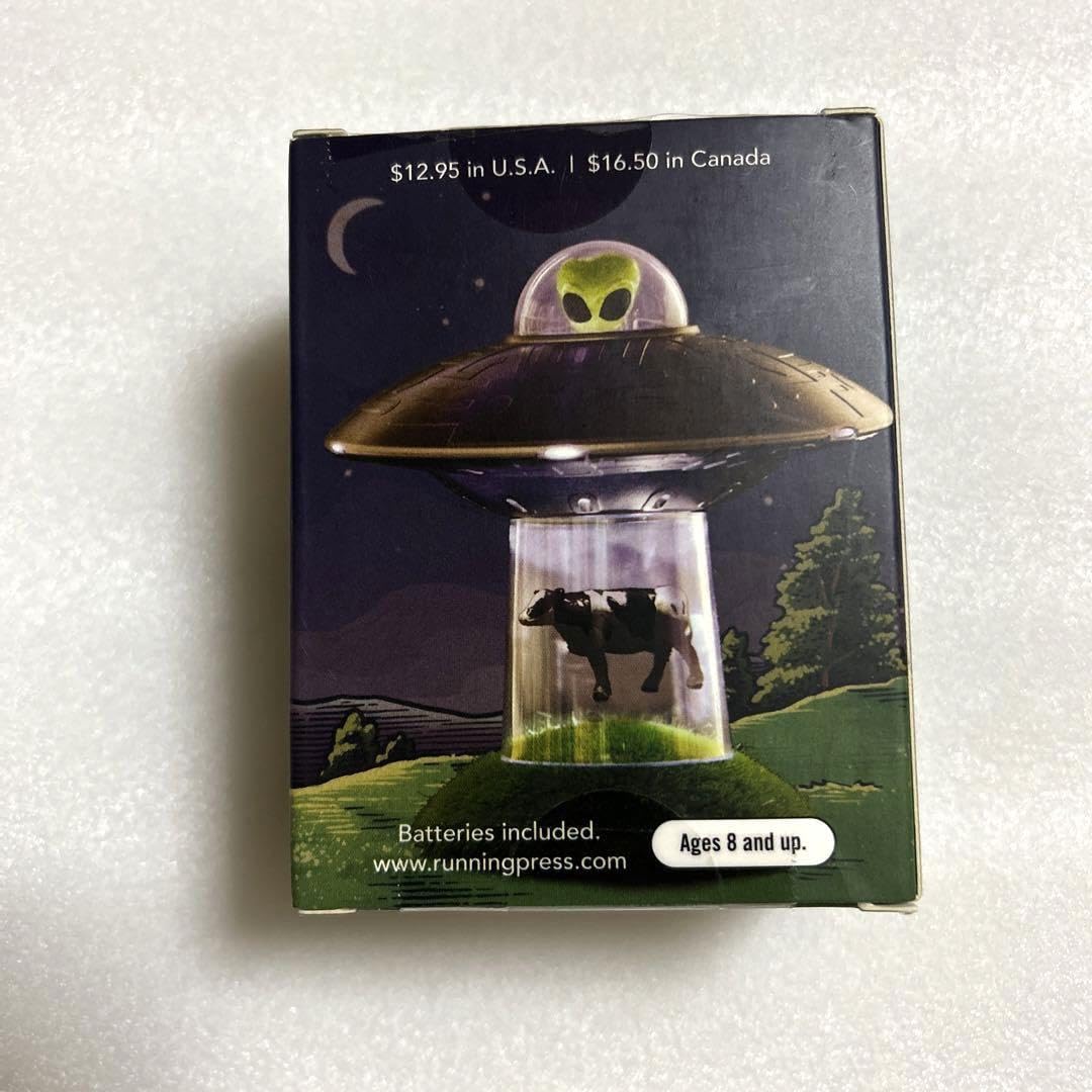 Amazon.co.jp: 宇宙人 UFO 牛 アブダクション フィギュア : おもちゃ