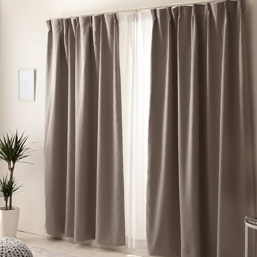 Amazon｜カーテン ドレープカーテン シャンテ グレージュ 幅100×丈
