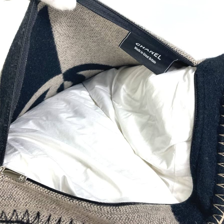 Amazon.co.jp: (シャネル)CHANEL AA8505 ココマーク CC 2022-2023 AW