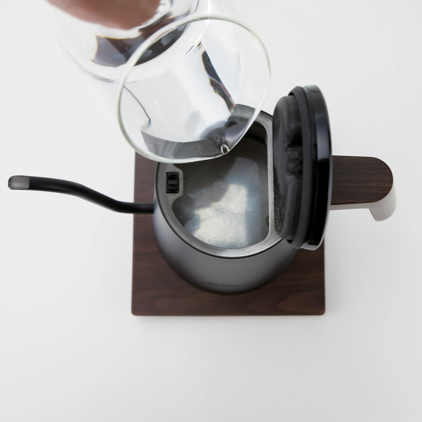 Amazon.co.jp : カリタ Kalita 600ml ブラック KEDP-600 JP 電気ケトル