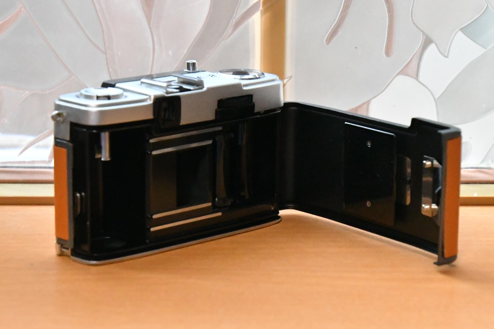 Amazon | フィルムカメラ 中古 カメラ Olympus pen フィルムカメラ