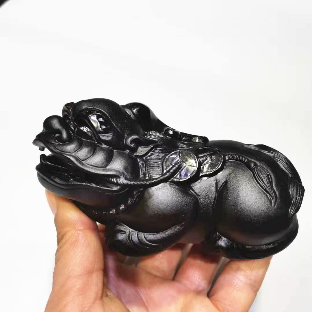 Amazon.co.jp: 自家製の装飾のための自然な石の手彫りのPi Xiu黒の