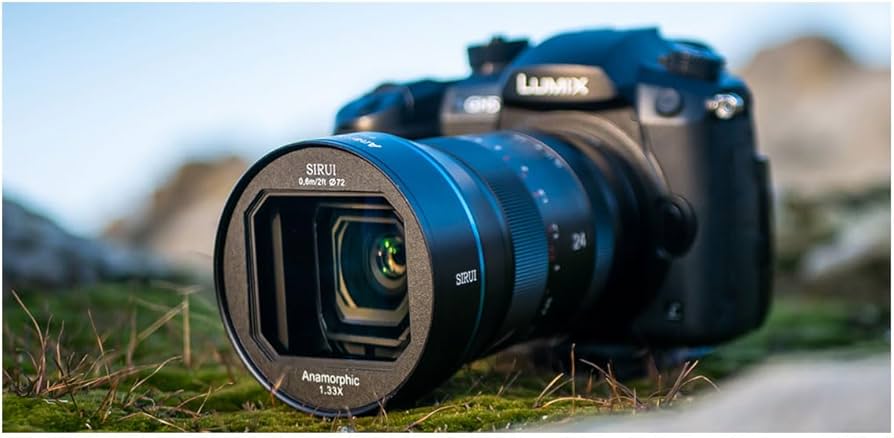 Amazon.com : SIRUI 24mm Anamorphic Lens F2.8 1.33X APS-C Camera