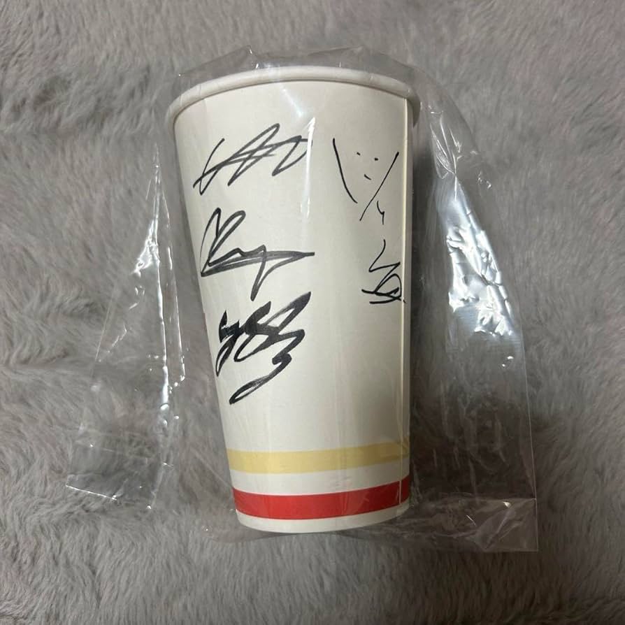 Straykids ペーパーカップ サイン