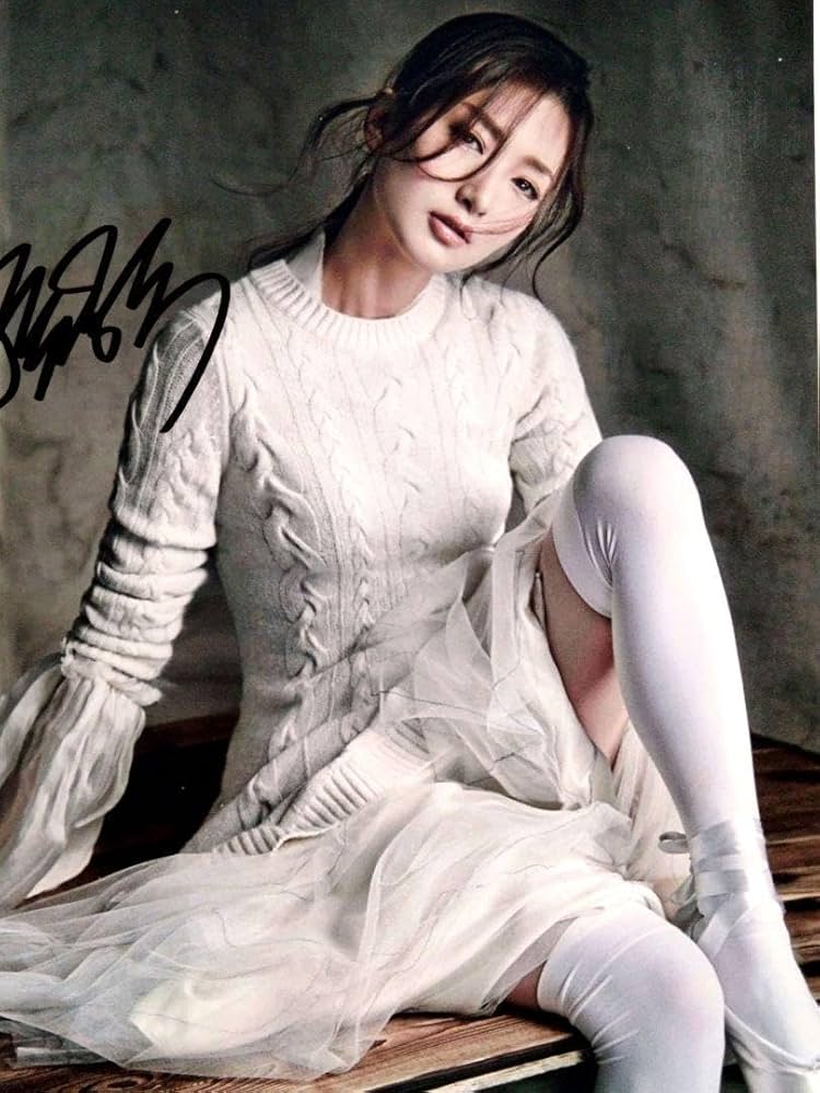 Amazon.co.jp: ジャンシューイン直筆サイン入り超 特大写真… Ji?ng Sh