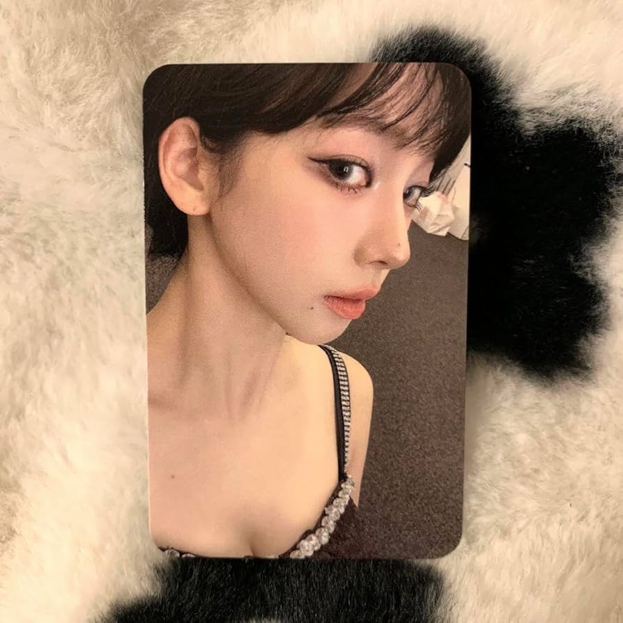 Amazon.co.jp: aespa カリナ トレカ karina エスパ 16 : Hobbies