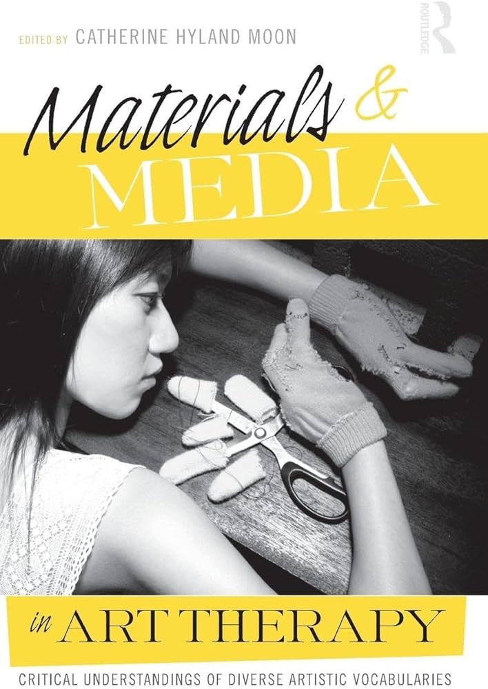 Amazon.com: Materials & Media in Art Therapy: 9780415993135