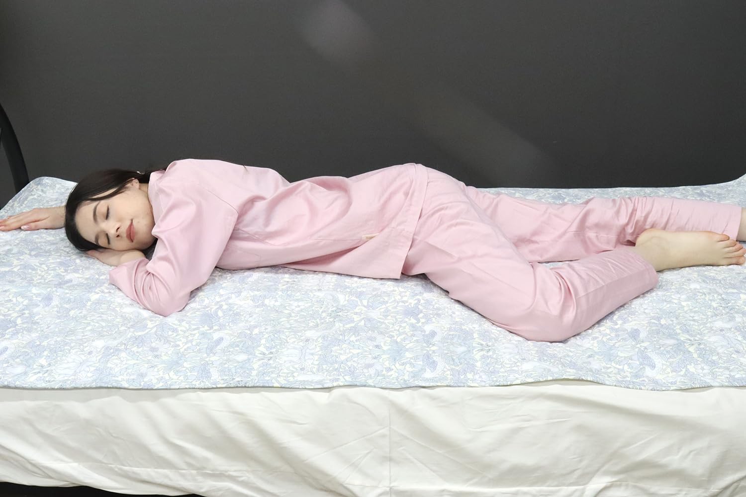 Amazon｜ロマンス小杉 敷きパッド シングル V&A(ヴィクトリア