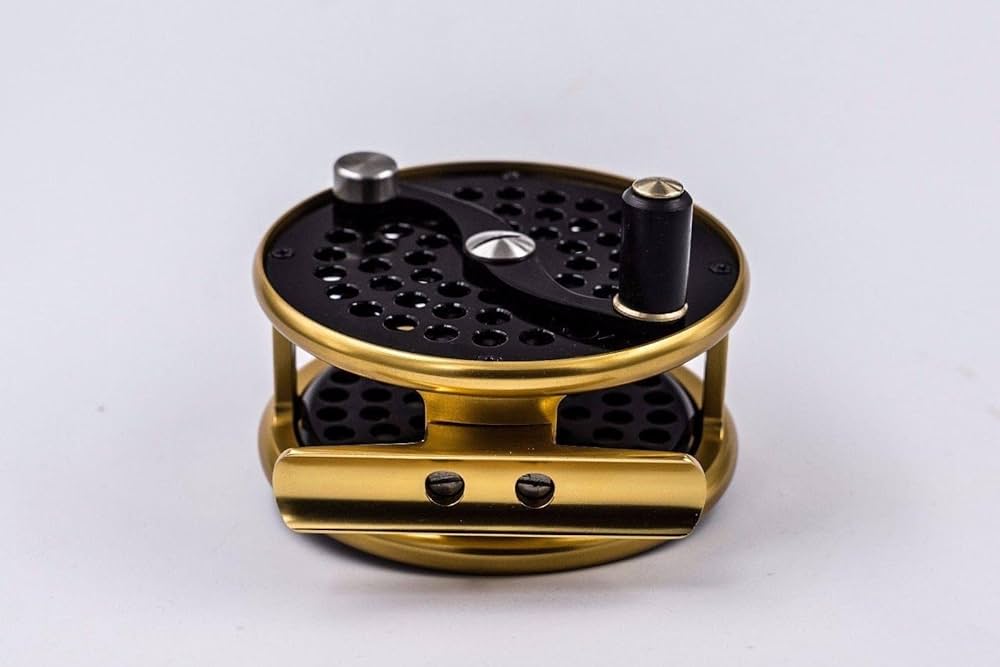 Amazon | ニュークラシック フライフィッシングフライリール #7 / 8 /9