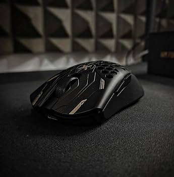 Finalmouse UltralightX Guardian Lion - Elite Performance Gaming