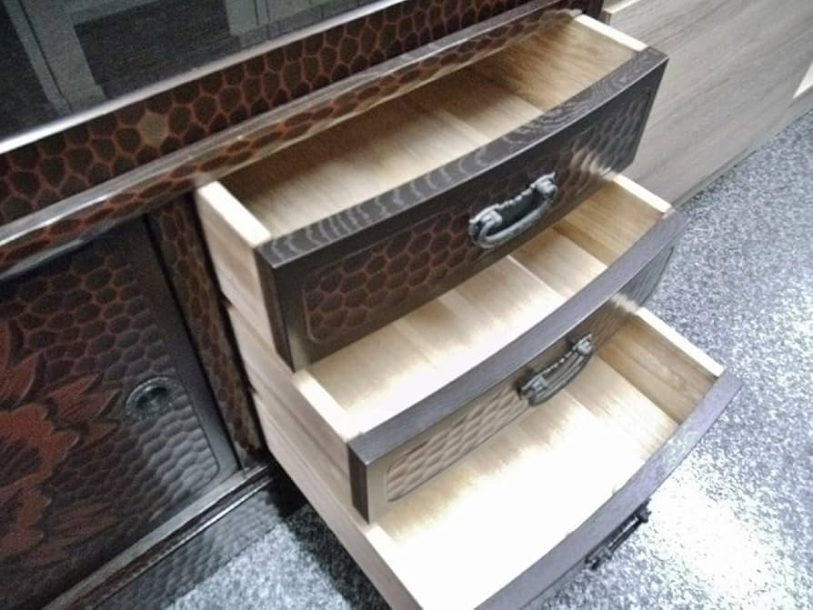 Amazon｜伝統工芸鎌倉彫水屋箪笥飾り棚茶箪笥食器棚サイドボード 303