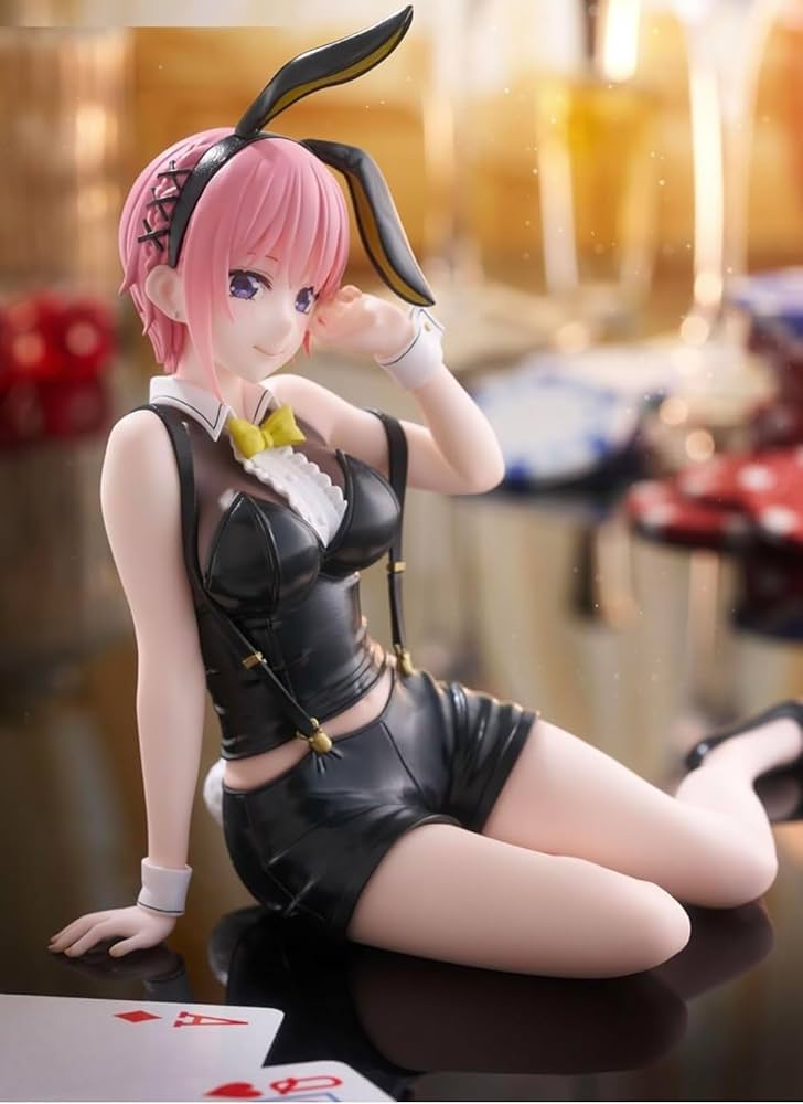 Amazon.co.jp: 中野一花 フィギュア 五等分の花嫁＊ Desktop Cute