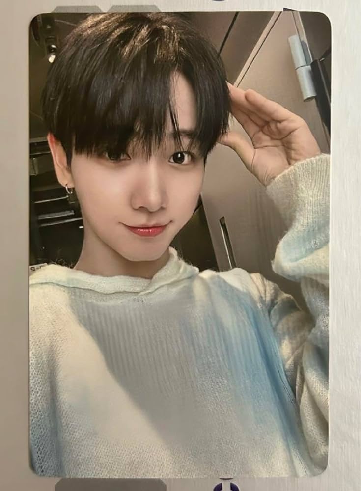 Amazon.co.jp: boynextdoor yizhiyu一直娱青島サイン会当選者トレカ