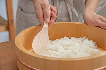 Amazon.co.jp: 木曽さわらの厚口飯台 寿司桶・飯切 (30cm 3合