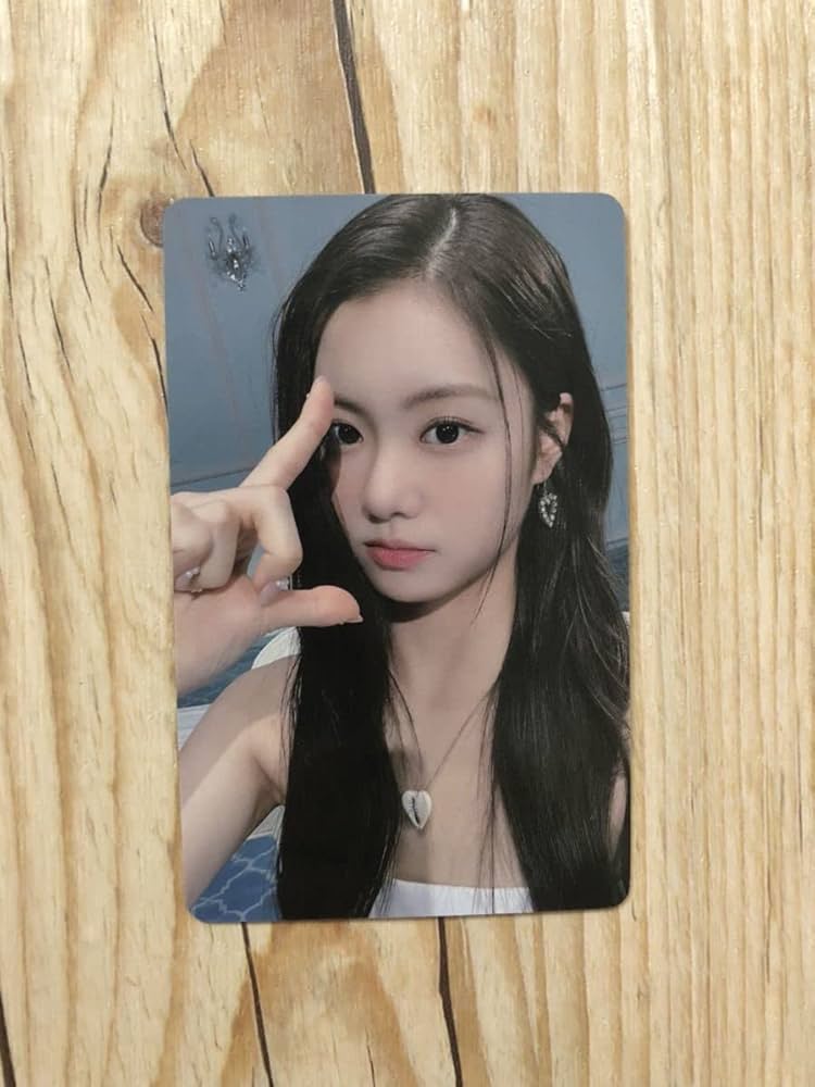 Amazon.co.jp: LE SSERAFIM キムガラム トレカ フォトカード FEARLESS