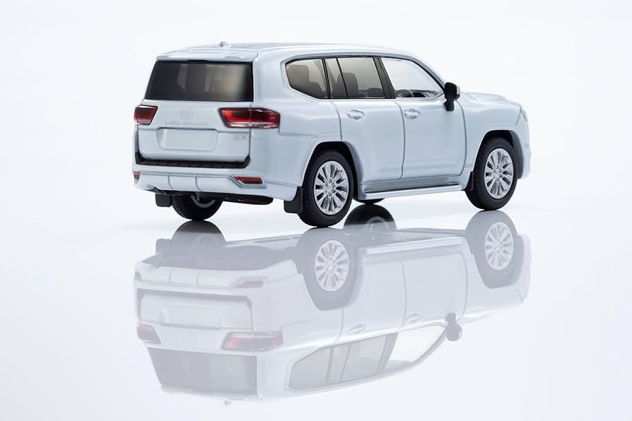 Amazon.com: Kyosho Land Cruiser ZX RHD (Right Hand Drive) White