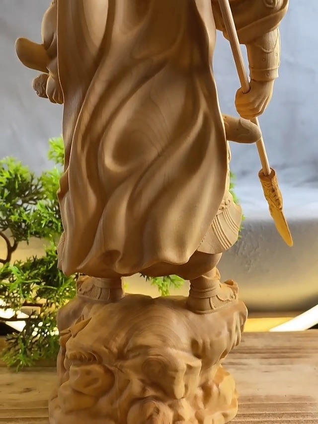 Amazon.co.jp: 三国志 関羽像 関帝像 関公像 立像 高級天然ツゲ木彫り