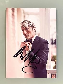 Amazon.co.jp: マッツミケルセン直筆サイン入り2Lサイズ写真…Mads