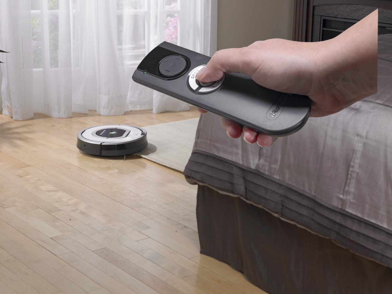 Amazon.co.jp : ☆注目商品☆ ルンバ 760 クリーニングロボット