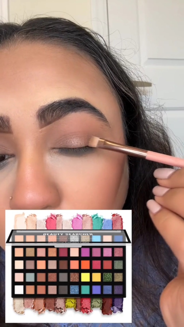 Amazon.co.jp: 50色のアイシャドウパレット、きらめきマットグリッター