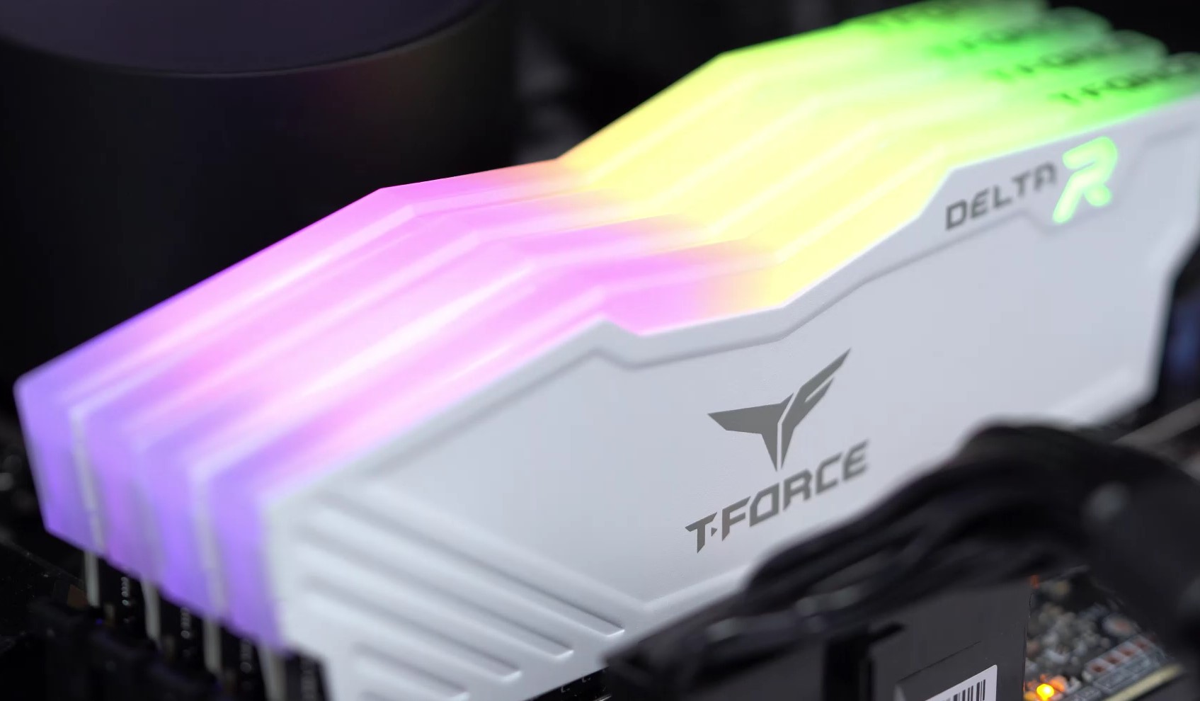 Amazon.co.jp: TEAMGROUP (旧称 Team) T-FORCE DELTA RGB DDR4 3200MHz