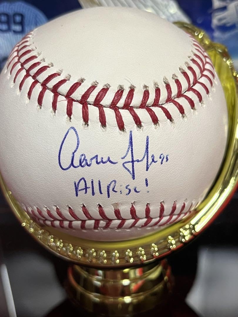 Amazon.co.jp: アーロンジャッジ直筆サインボール : スポーツ＆アウトドア