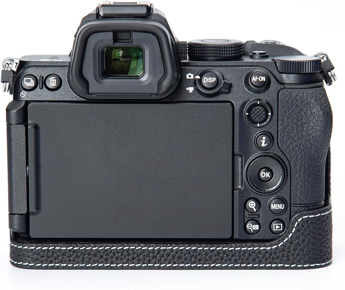 Amazon.co.jp: Nikon Z5II 専用手作りの本革カメラ保護ケース レトロな