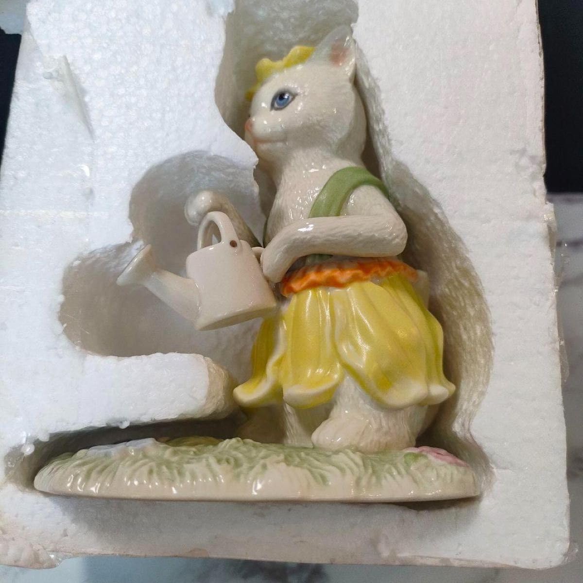 Amazon.co.jp: 大きなサイズ レノックス ジュエリー 猫 陶器 置物