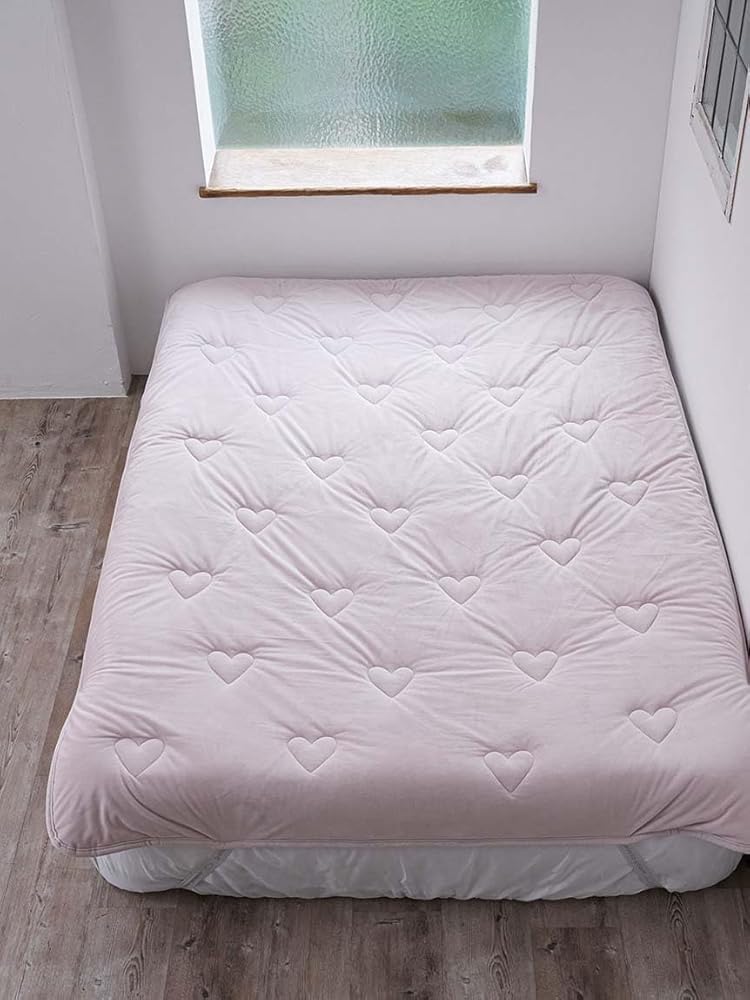 Amazon.co.jp: [ジェラート ピケ] sleep ハートキルト 敷きパッド