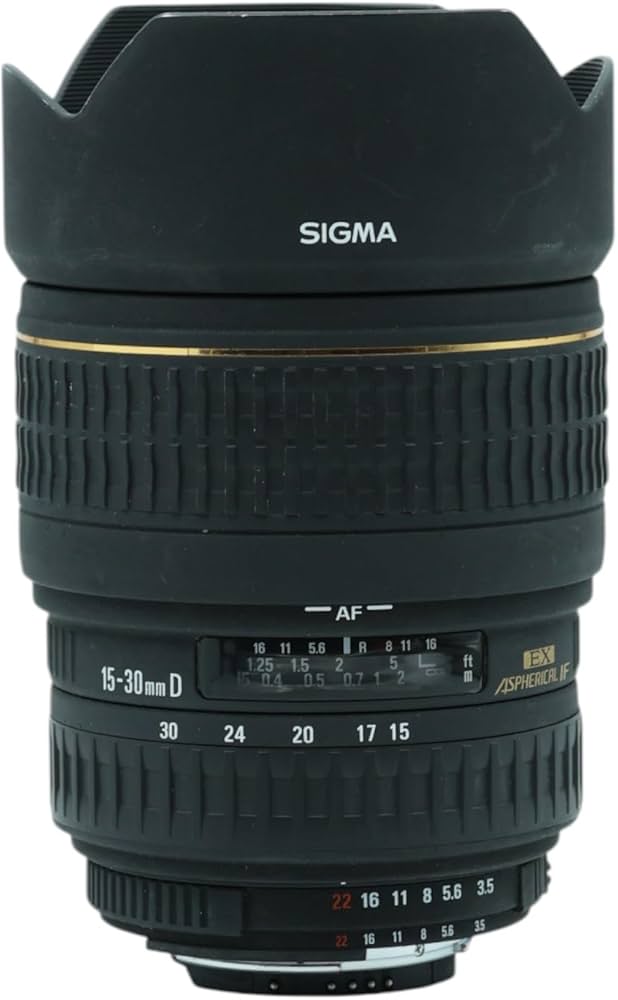 Sigma 15-30mm f/3.5-4.5 EX DG IF Aspherical Ultra Wide Angle Zoom