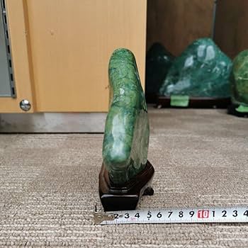 Amazon.co.jp: ナミビア翡翠 1.4キロ 翡翠 ヒスイ 鑑賞石 石 置物