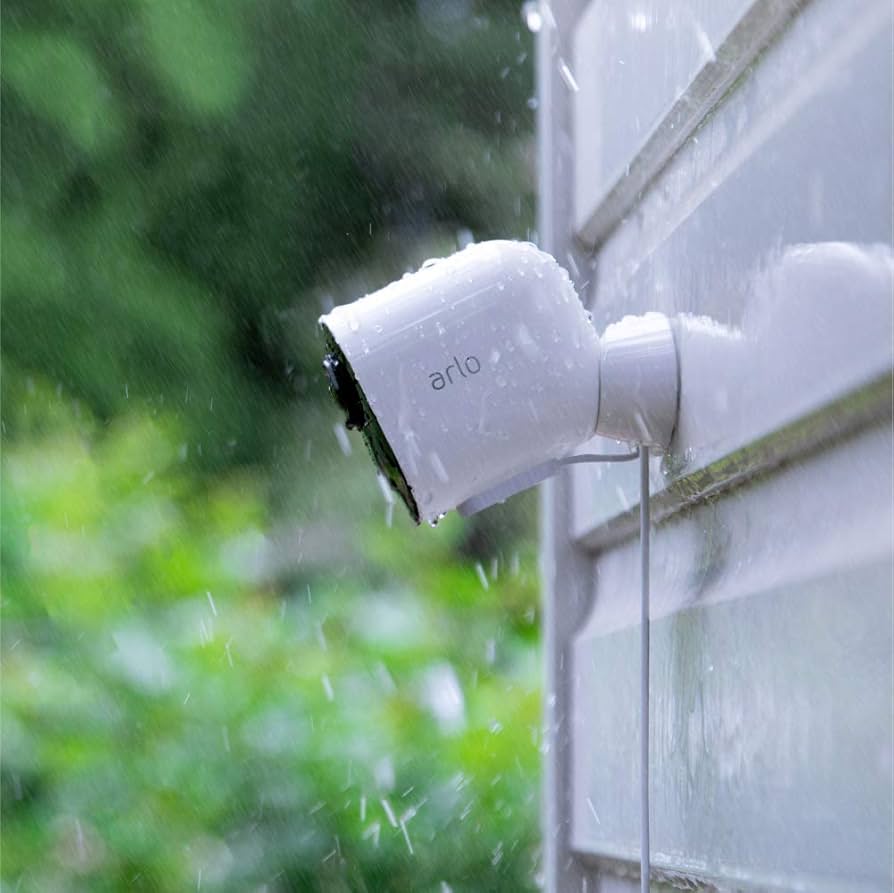 Amazon.com: Arlo Ultra - 4K UHD Wire-Free Security 3 Camera System