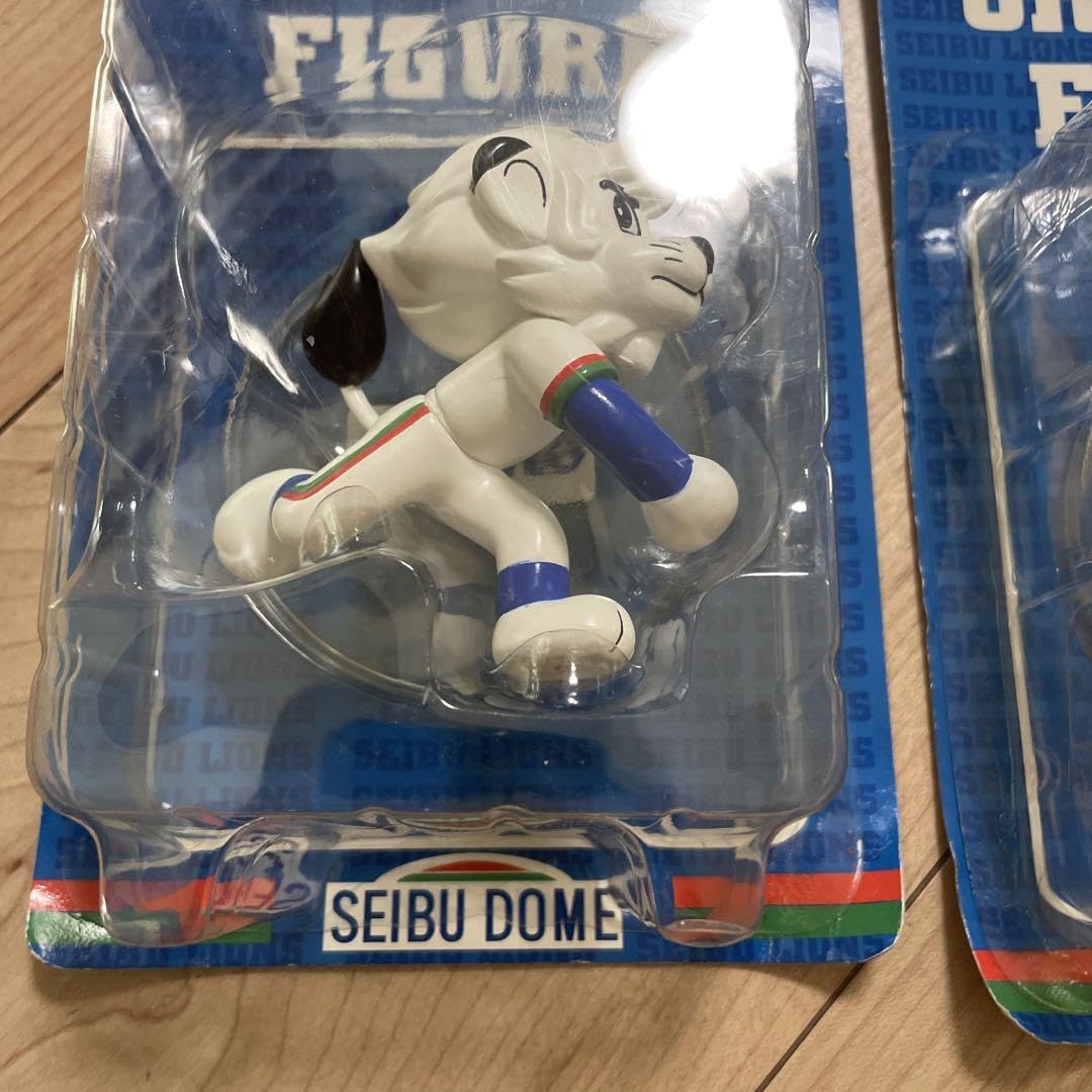 Amazon.co.jp: 埼玉西武ライオンズ レオ フィギュア3体セット : おもちゃ