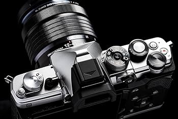 Amazon | OM-3 12-45mm F4.0 PROｷｯﾄ SLV | ミラーレス一眼 通販