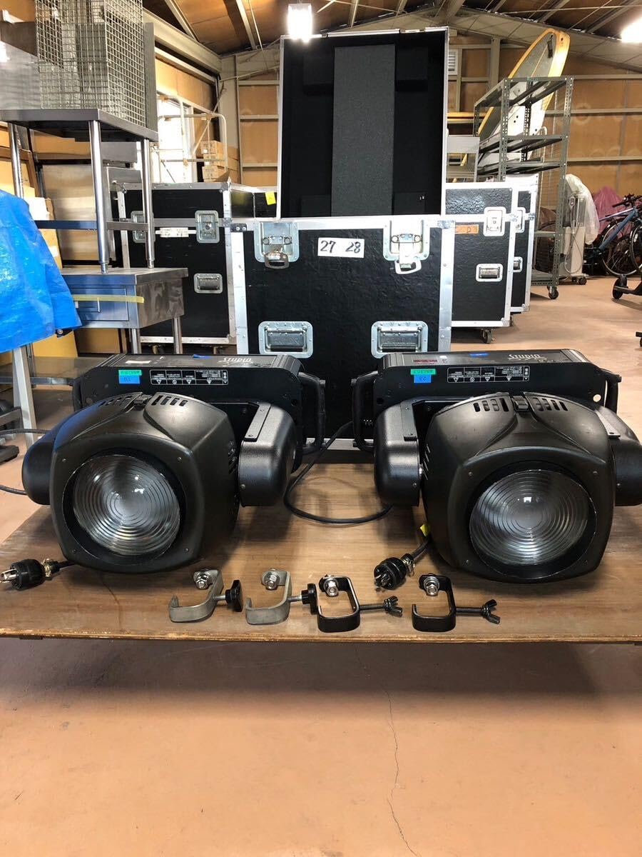 Amazon.co.jp: ！レア ウシオ ムービングライトSTUDIO SPOT STUDIO 575