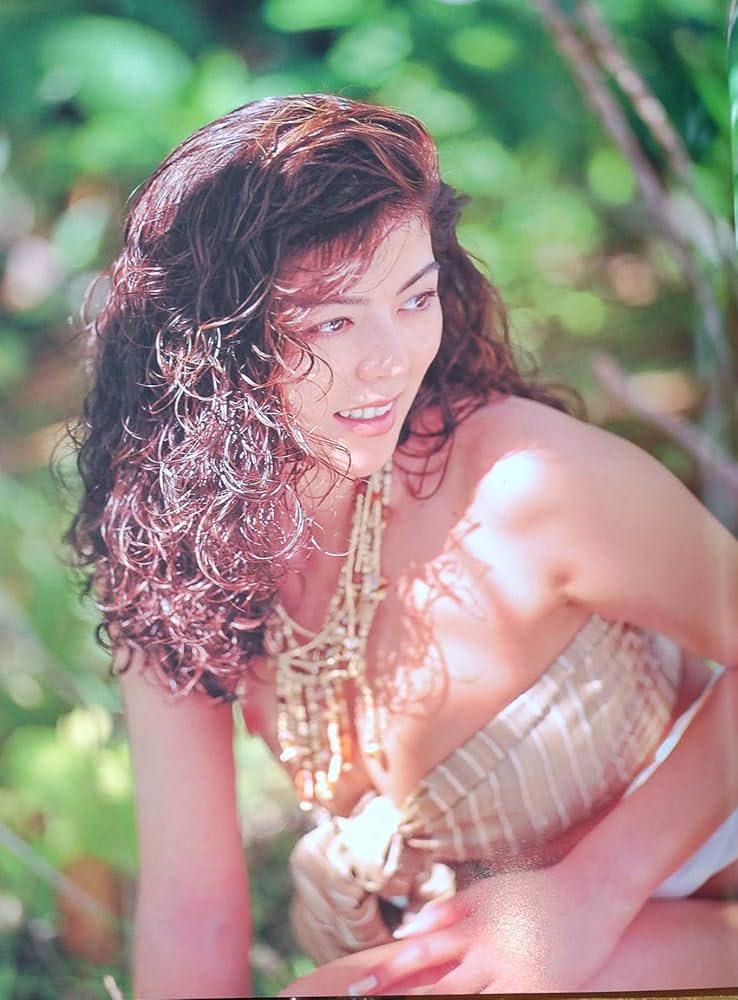 Amazon.co.jp: 武田久美子 写真集 PARADISE by seiichi nomura : おもちゃ