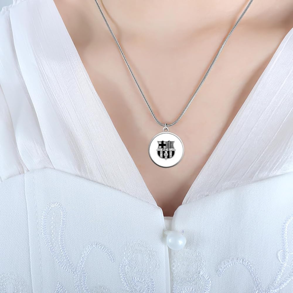 Amazon.co.jp: [PTLYe] FCバルセロナ (3) ネックレス 人気 ペンダント