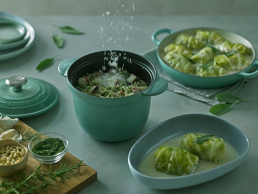 Amazon｜ル・クルーゼ(Le Creuset) 鋳物 ホーロー 両手鍋 シグニチャー