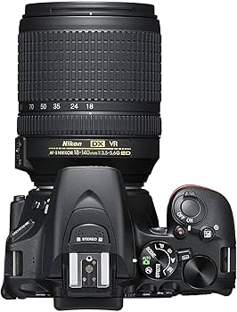 Amazon | Nikon デジタル一眼レフカメラ D5600 18-140 VR レンズキット