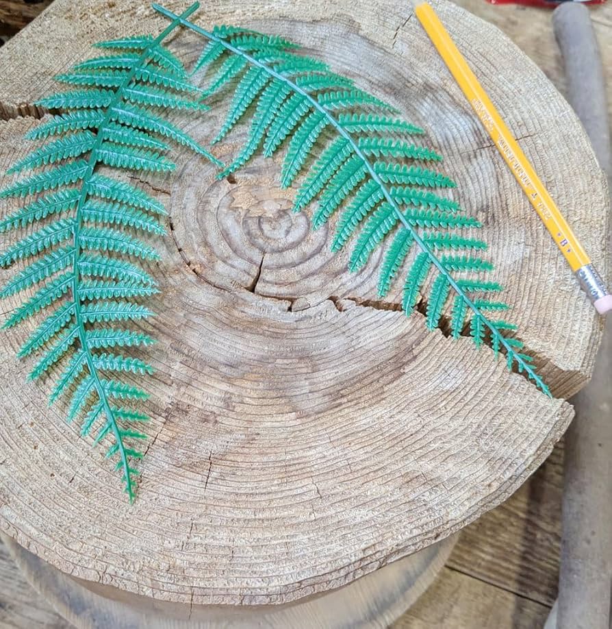 Amazon｜造花 ウラジロ／22cm｜造花 オンライン通販