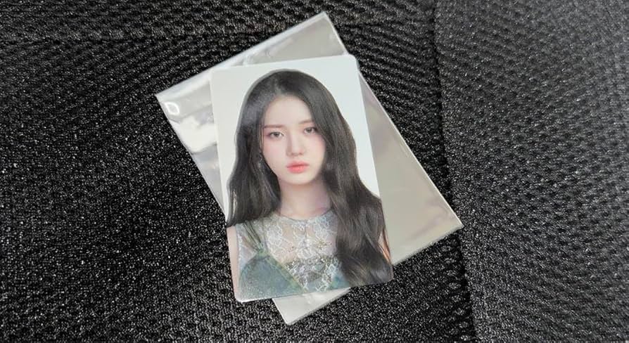 Amazon.co.jp: babymonster RORA ローラ トレカ 会場限定 : おもちゃ