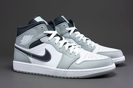 Amazon.com | Air Jordan 1 Mid 