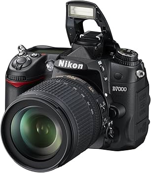 Amazon | Nikon デジタル一眼レフカメラ D7000 18-105VR キット