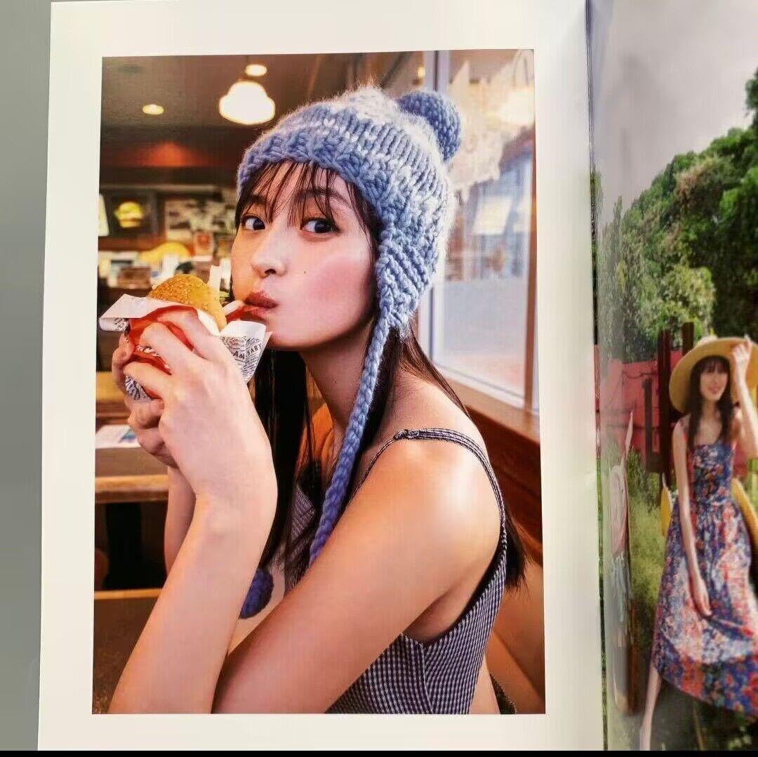 Amazon.co.jp: 乃木坂46 遠藤さくら 写真集 可憐アザーカット集 おまけ