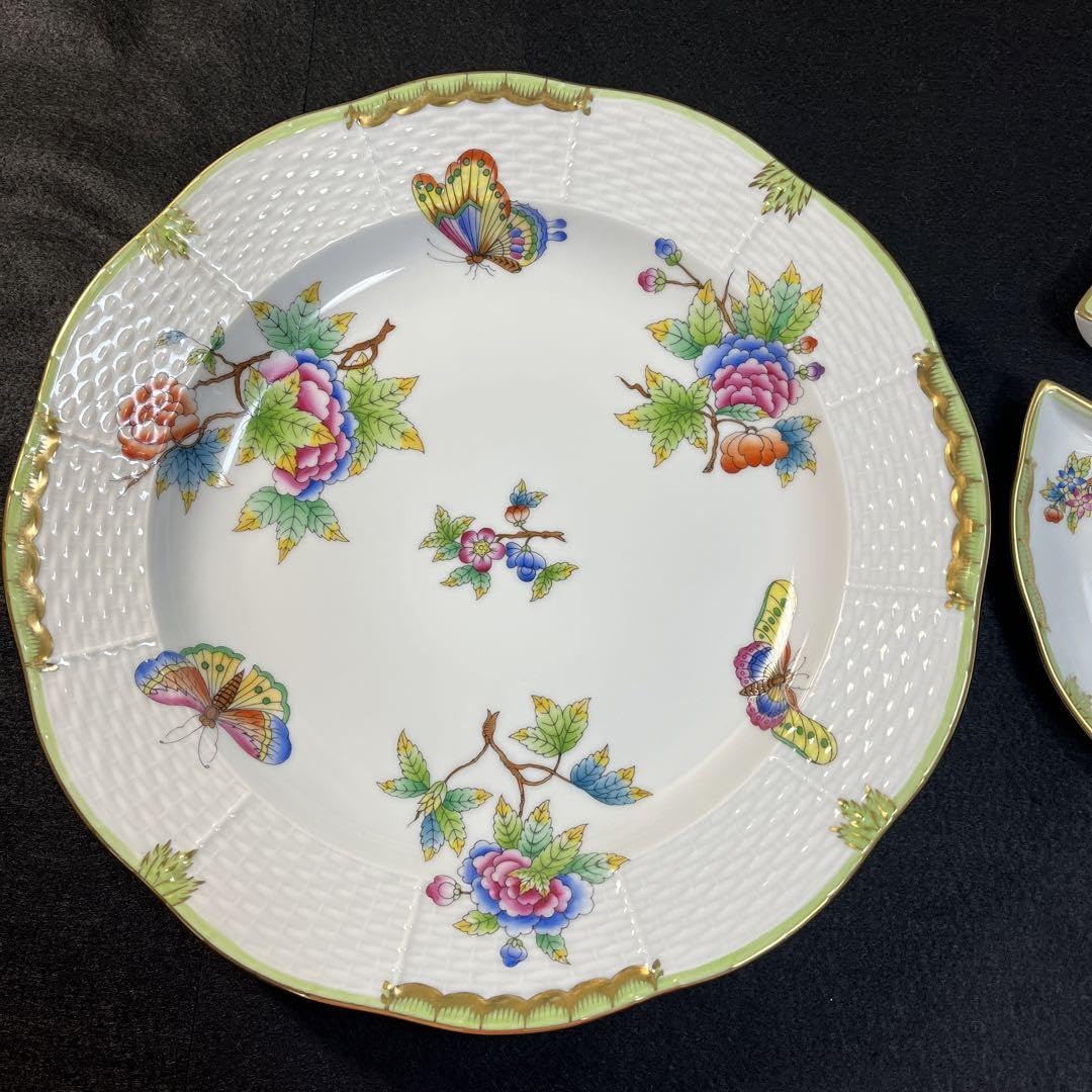 Amazon.co.jp: ヘレンド ヴィクトリアブーケ オードブル皿 : おもちゃ