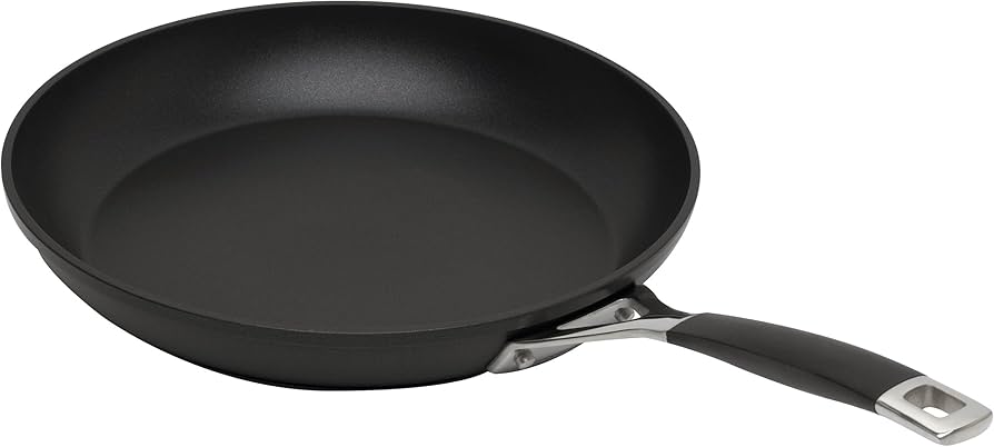 Amazon｜ル・クルーゼ(Le Creuset) TNS シャロー フライパン 22cm ガス