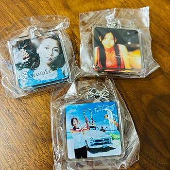 Amazon.co.jp: 倉木麻衣キーホルダー 9個 2525MUSEUM : おもちゃ