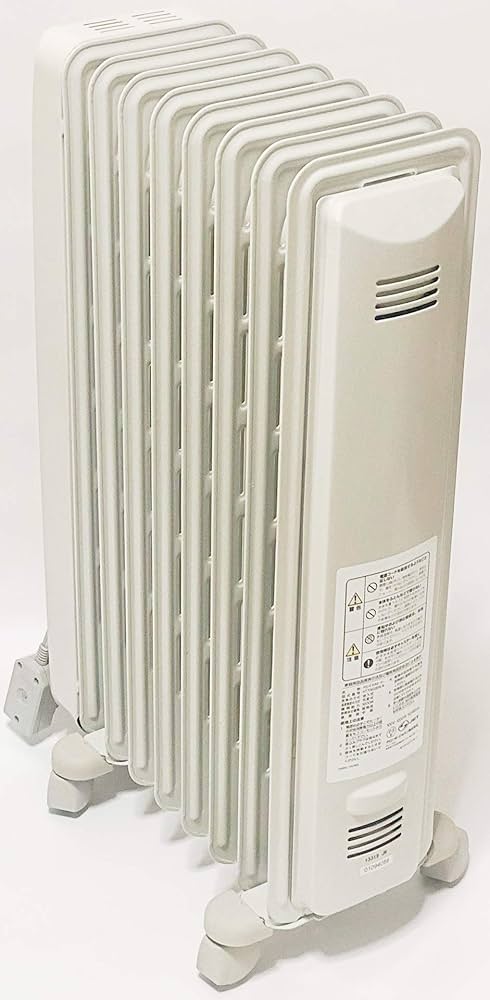 Amazon | DeLonghiデロンギ 1200Wオイルヒーター H770812EFS-R 8枚